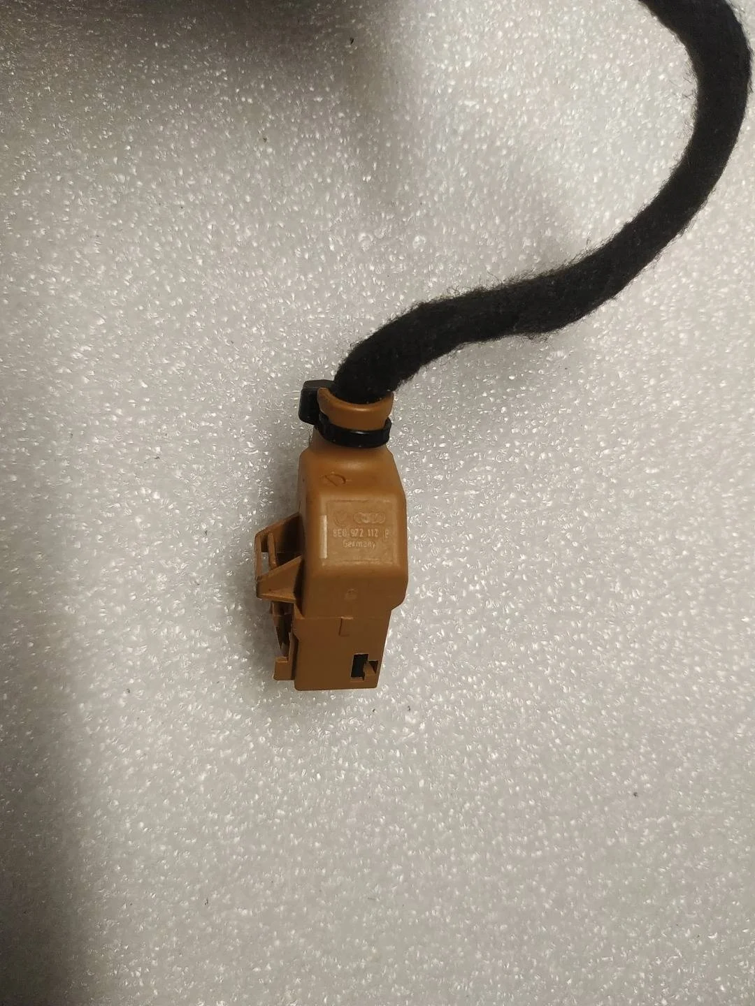 разъем (фишка) проводки Volkswagen Touareg 2 7P6 2012