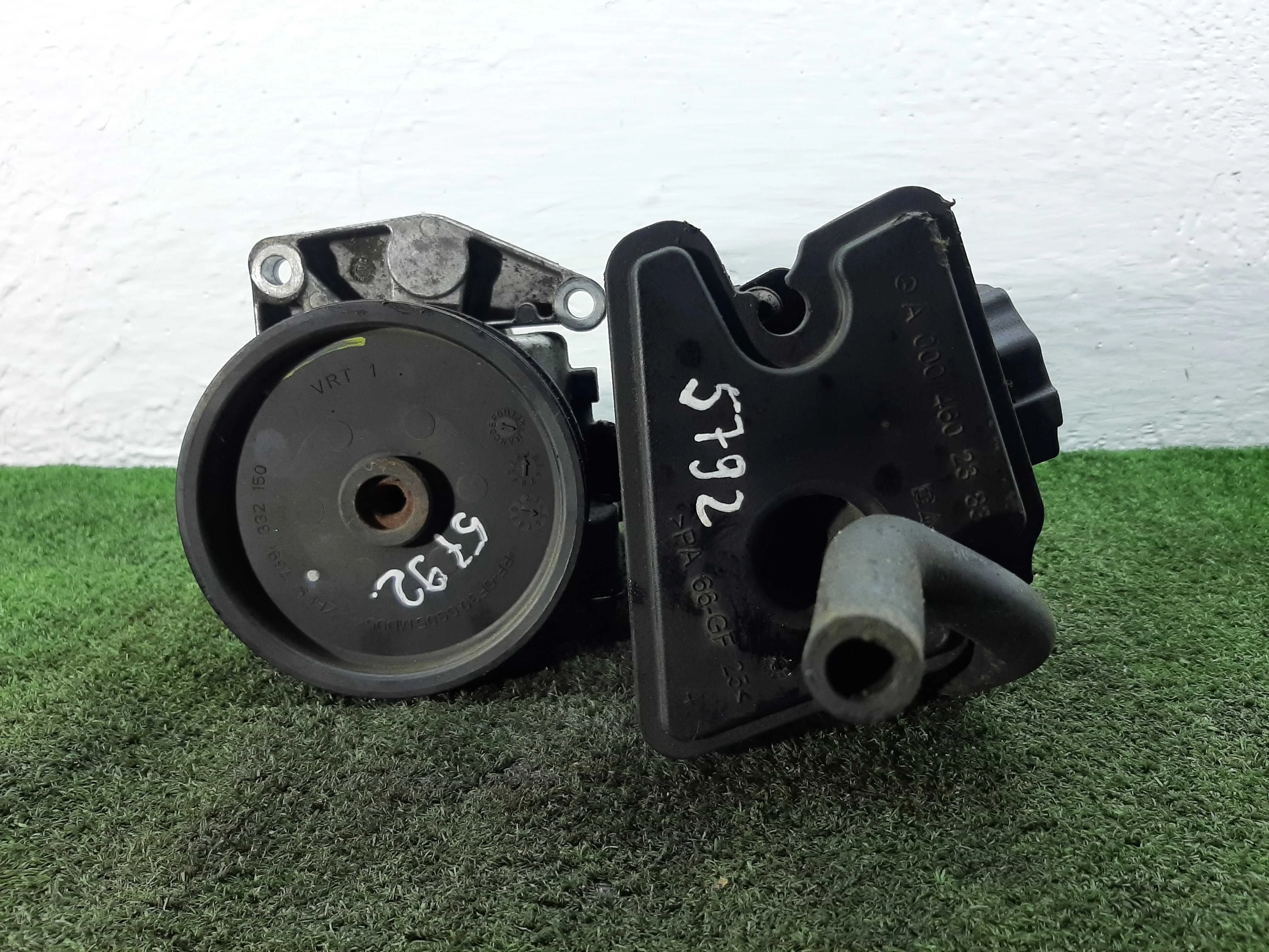 Насос ГУР Mercedes E-klasse (W212) 2009 - 2013 бензин 3.5 Автомат