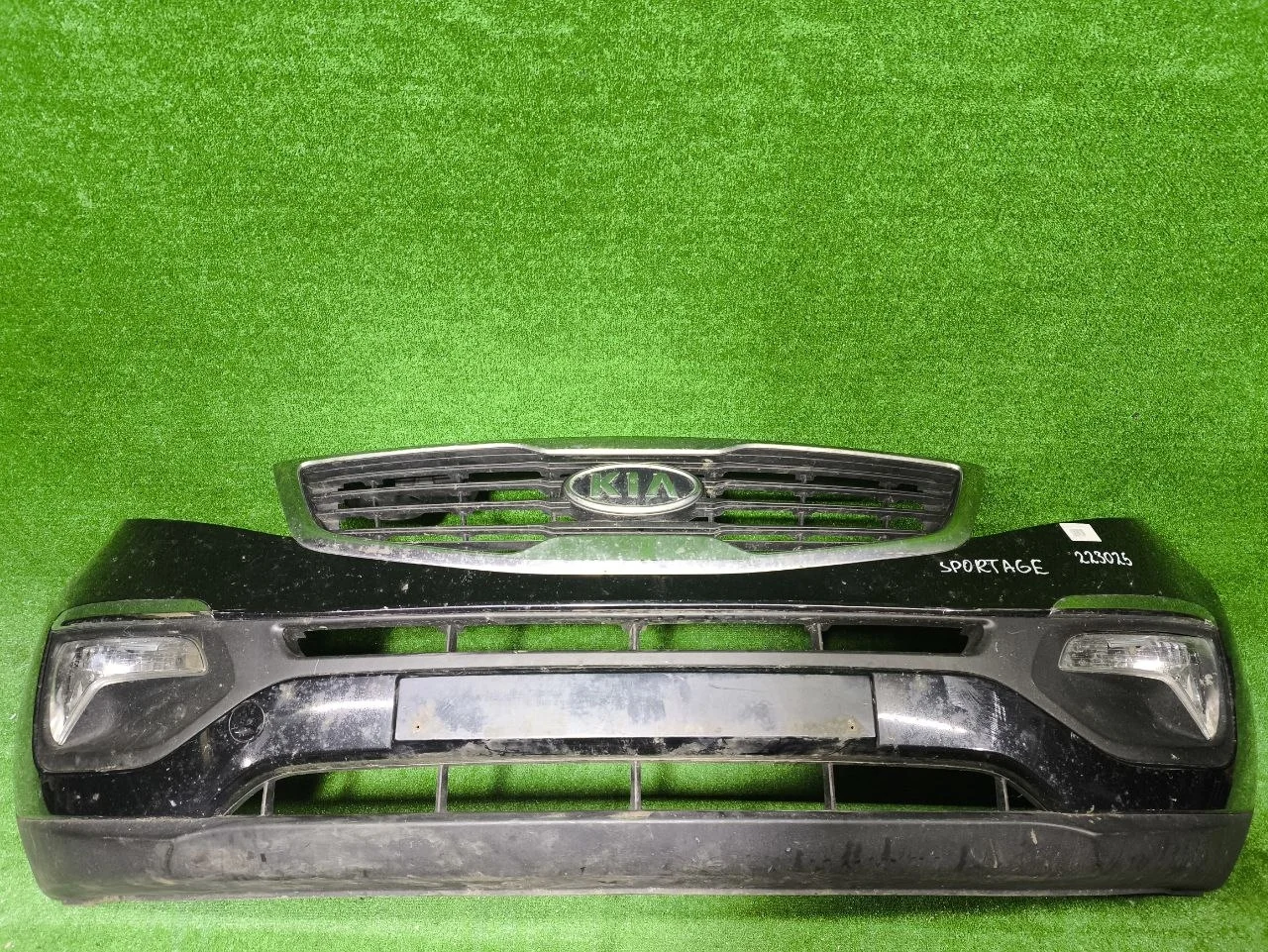 Бампер KIA SPORTAGE 3 2010- передний черный б/у SPORTAGE 3(2010-2015)