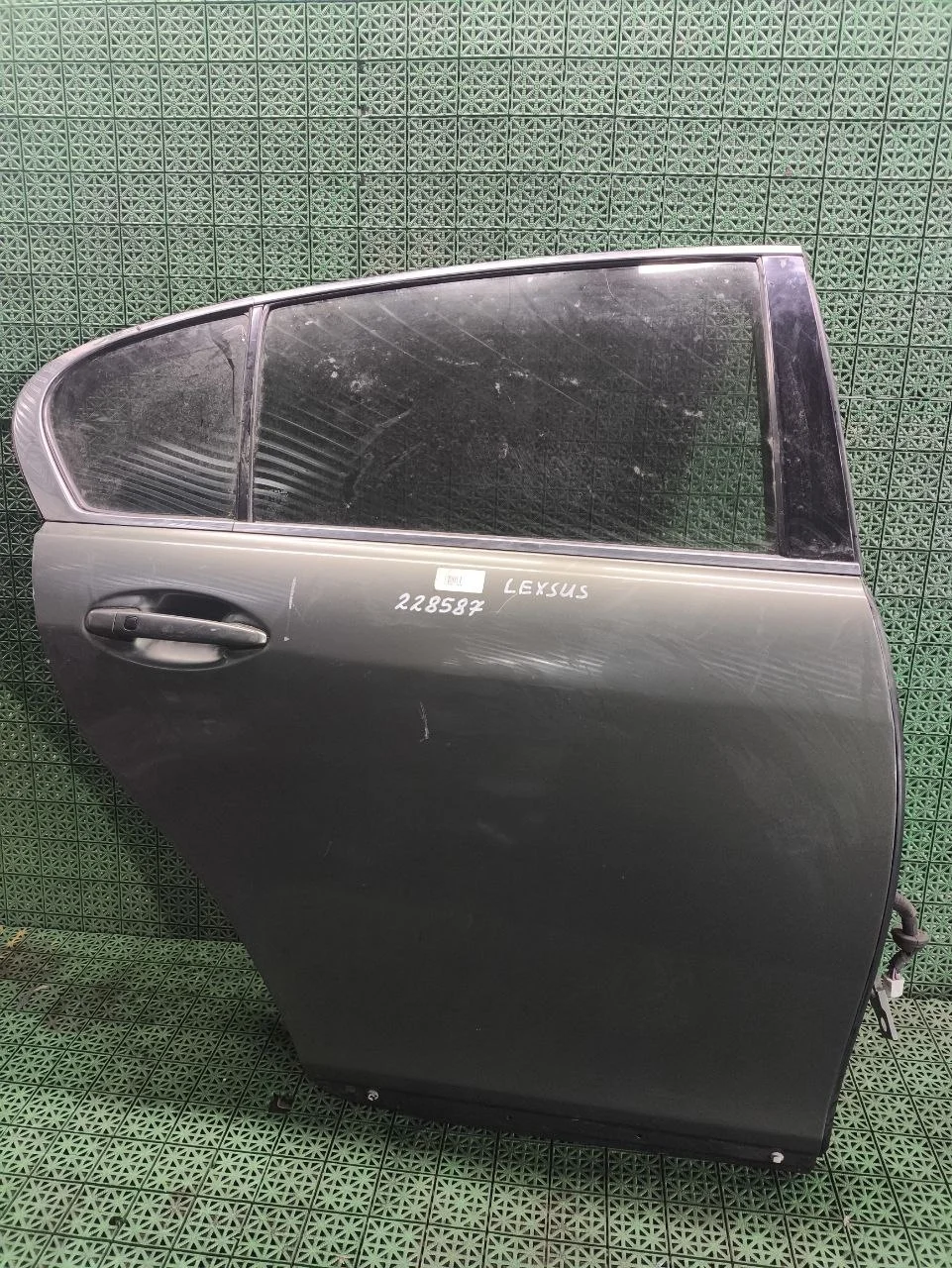 Дверь TOYOTA GS 300/400/430 2005- задняя левая зелёная б/у CORSA D(2006-2014)