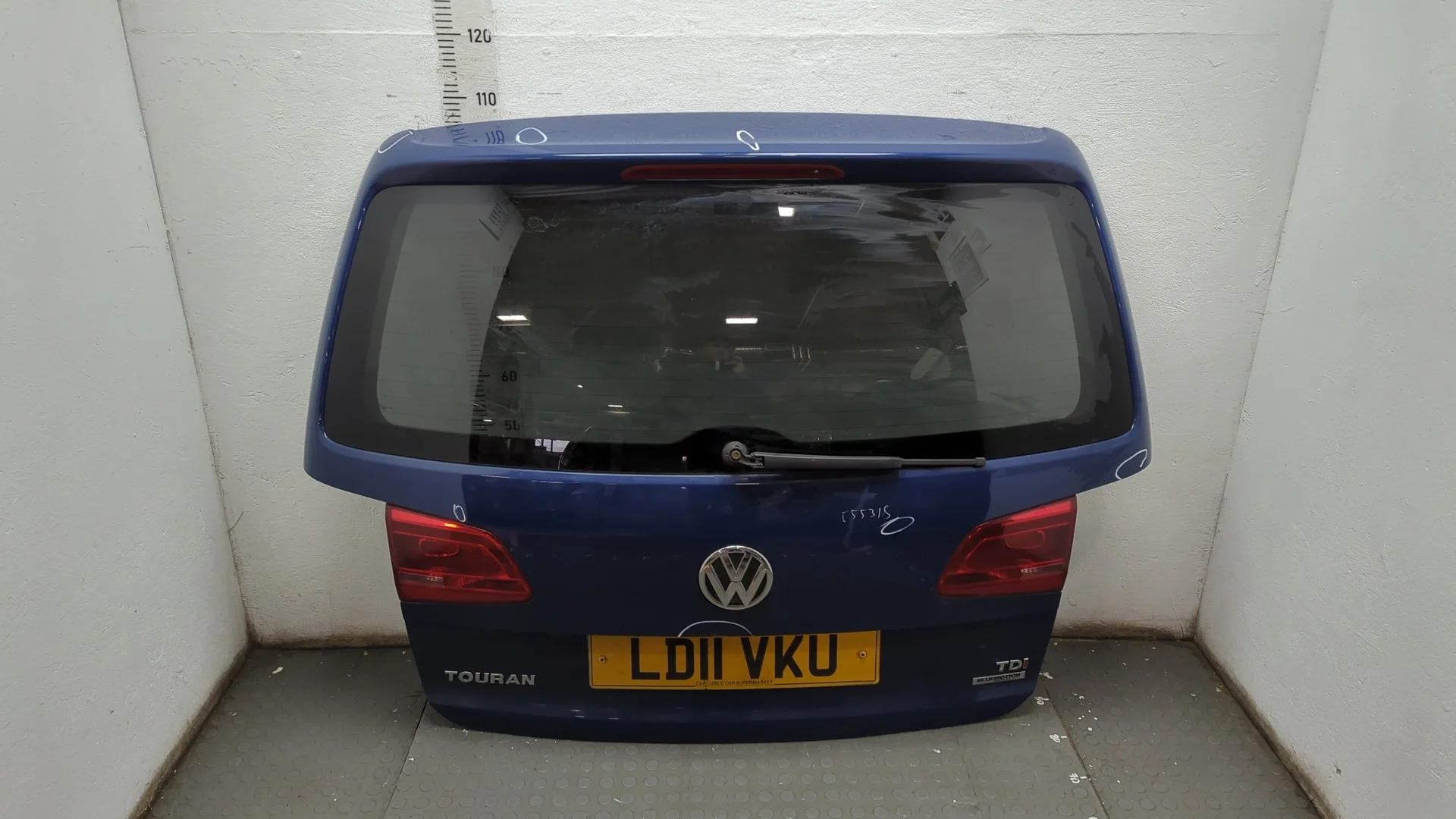 Крышка (дверь) багажника Volkswagen Touran 2010-2015 КПП 6-ст.мех.(МКПП) CAYC Дизель 1.6 л