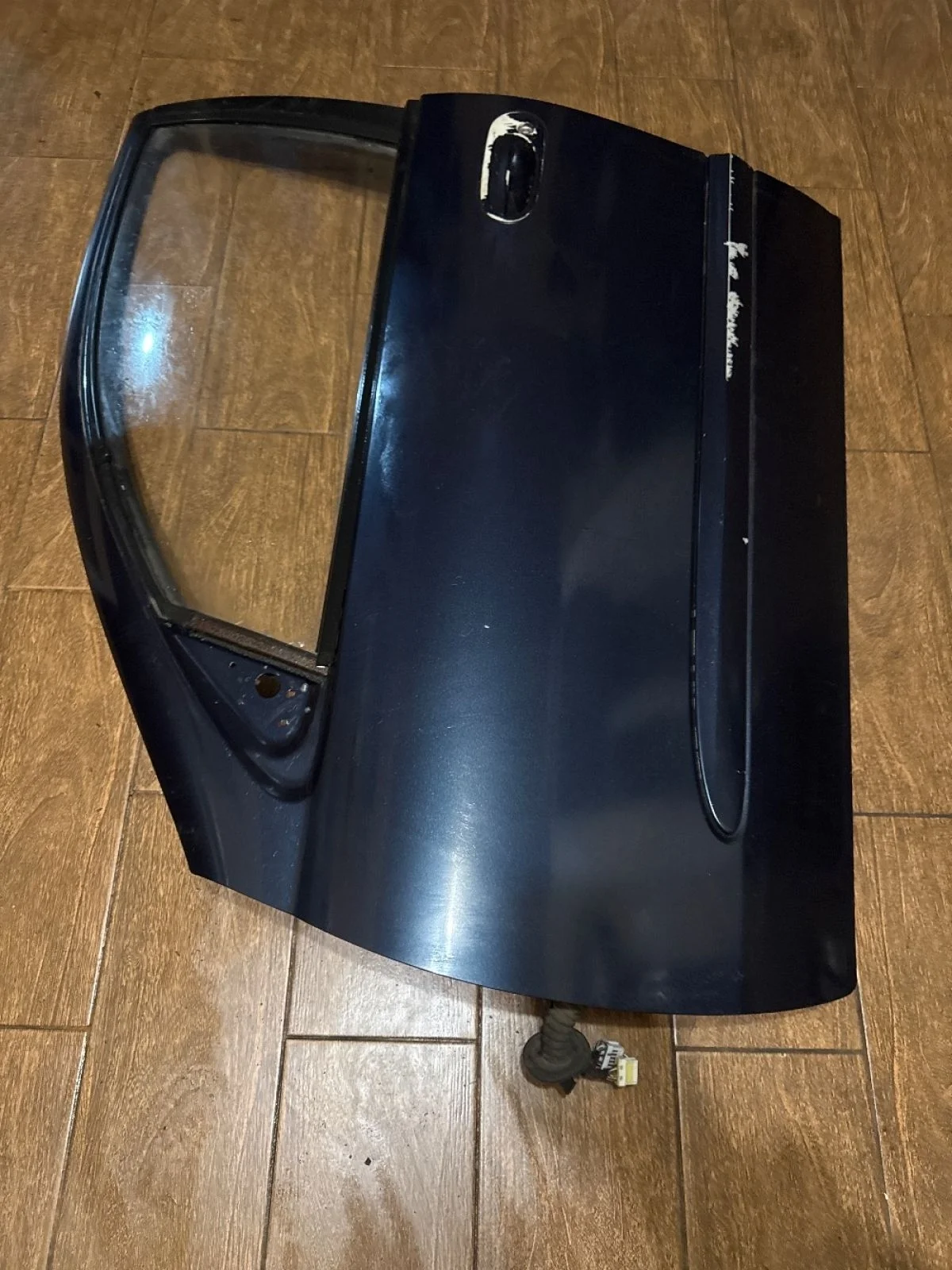 Дверь передняя левая Nissan Almera Classic I (2006—2013)