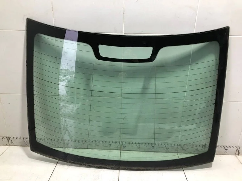 Стекло заднее Volvo S60 СЕДАН B5244S 2002