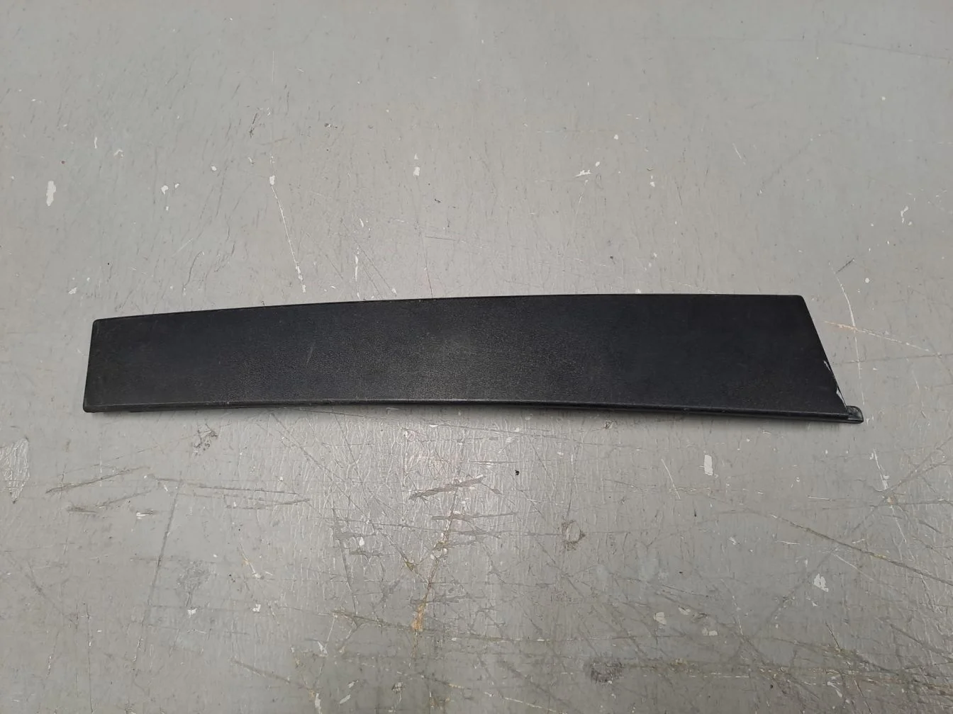 Накладка рамки двери задняя левая для Ford Focus 2.5 2008-2011