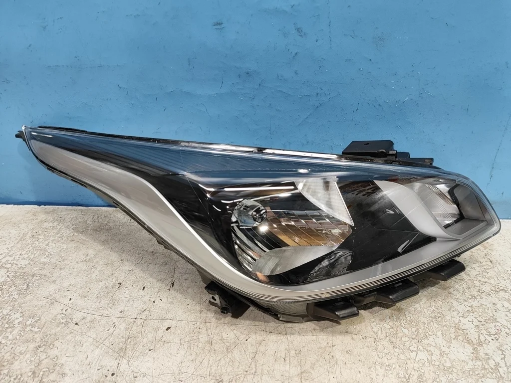 фара Kia Rio 4 седан 2017-2020