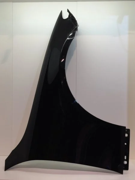 Крыло Mercedes-Benz -klasse 2016-2020 W213