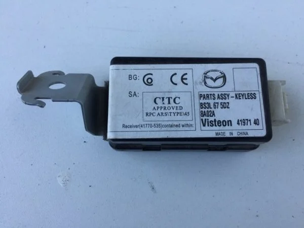 Блок управления центральным замком Mazda 3 2003-2009 BK