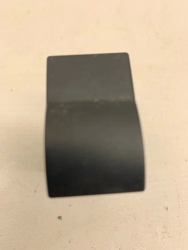 Кнопка (заглушка) Mazda 3 2003-2009 BK