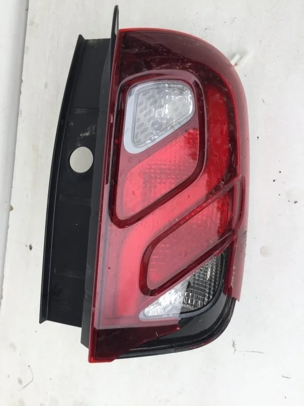 Фонарь Renault Duster 2015-2020