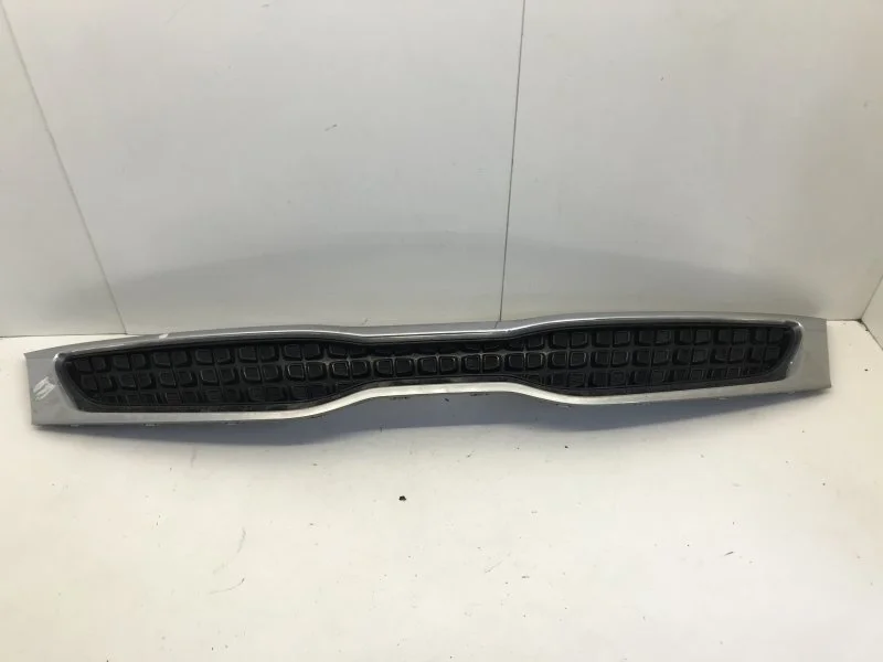 Решётка радиатора Kia Rio 2017-2020 4