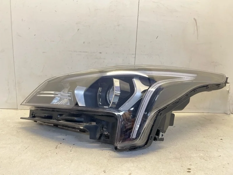 Фара Kia Rio 2018-2021 4