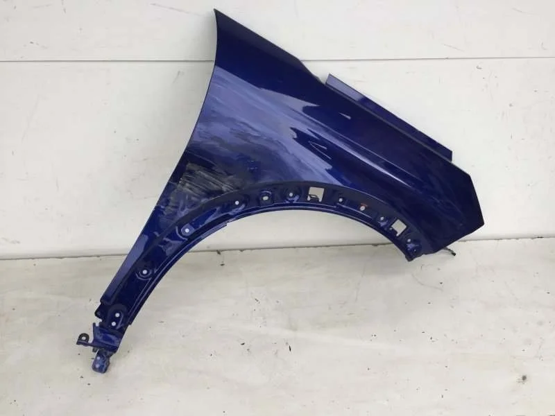 Крыло Peugeot 3008 2016-2020