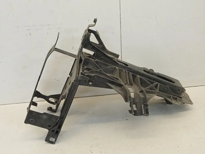 Кронштейн фары BMW 5 series 2014-2017 F10/F11