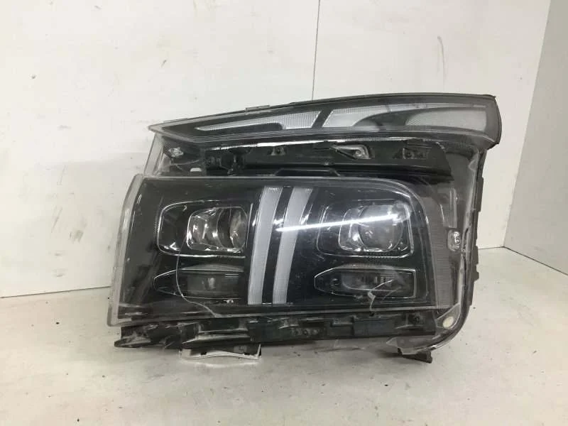 Фара Hyundai Santa Fe 2020-2022 4