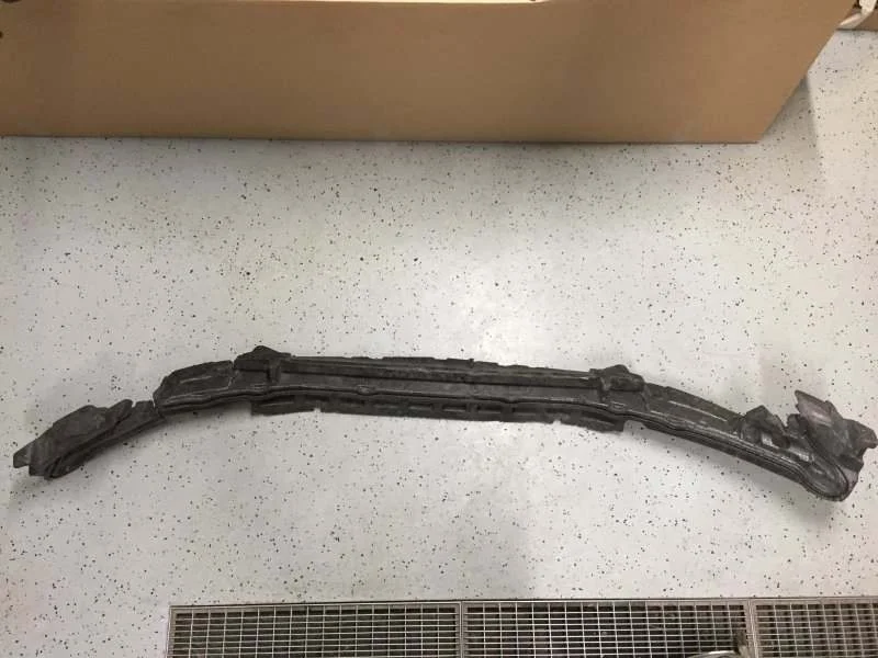 Абсорбер бампера Mercedes-Benz -klasse 2016-2021 W213