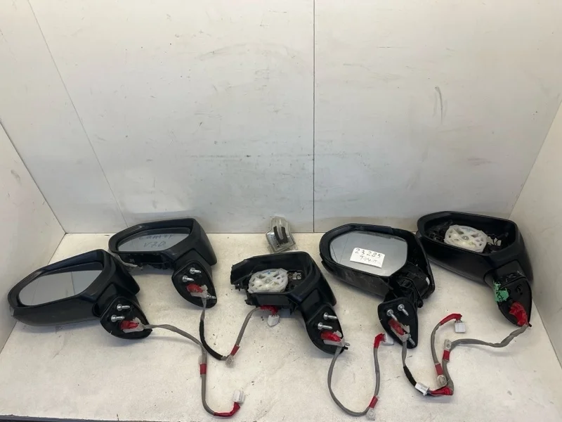 Зеркало боковое Toyota Camry 2017- 2023 XV70