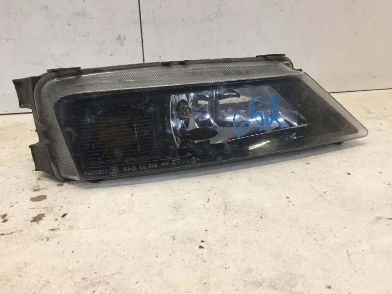 Фара противотуманная Volkswagen Tiguan 2016-2023