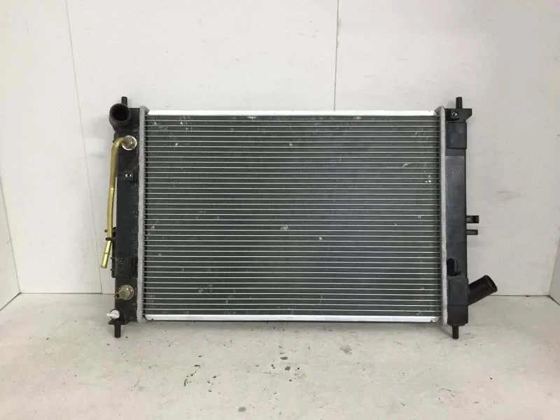 Радиатор двигателя Kia Ceed 2018-2023