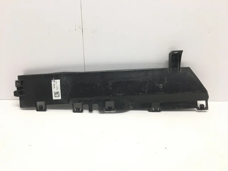 Дефлектор воздушный BMW X5 2013-2018 F15