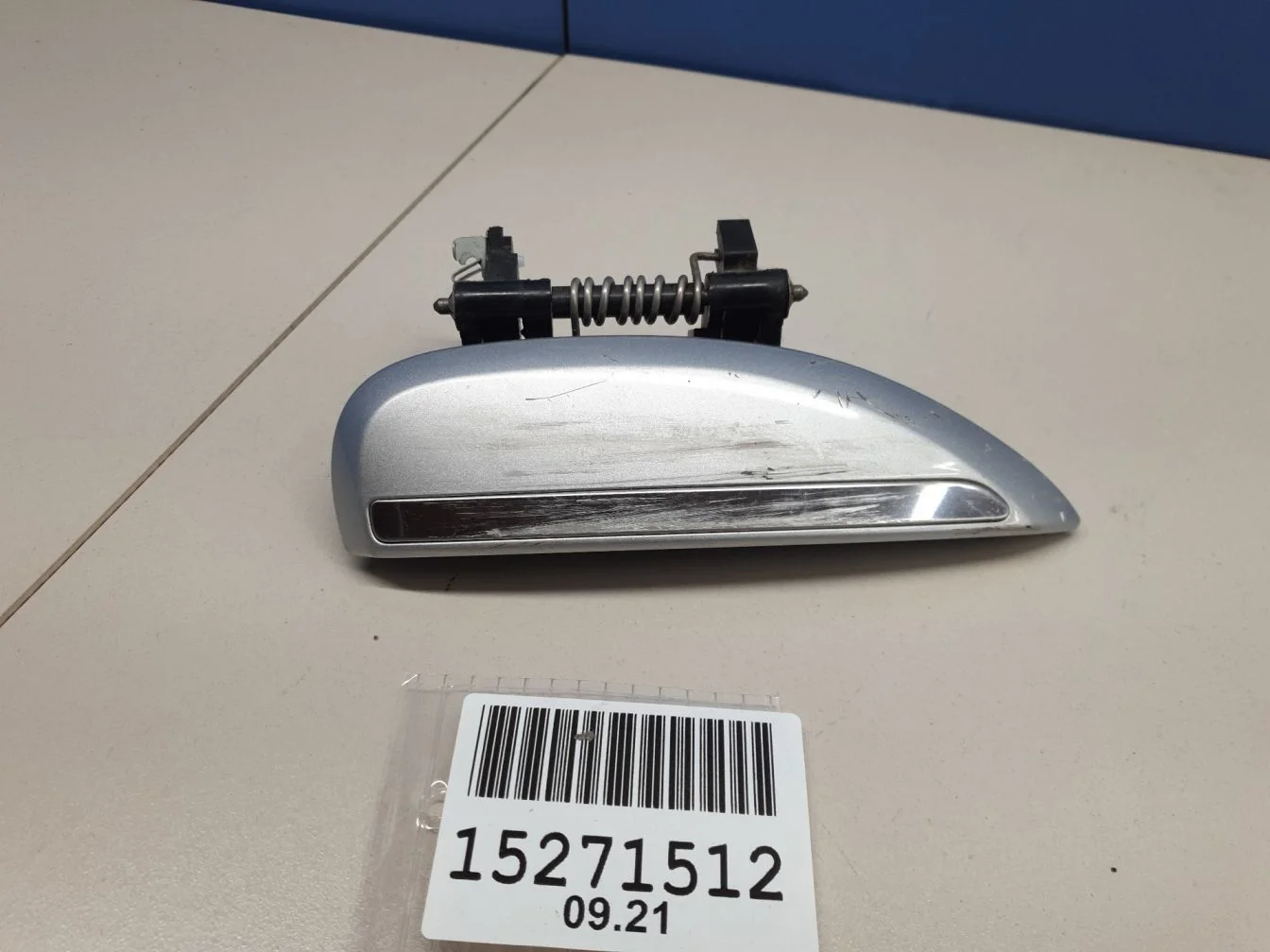 Ручка двери наружная правая для Renault Sandero 2014-