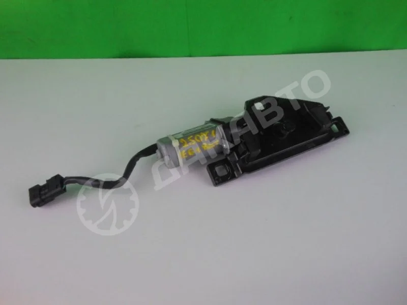 Замок багажника BMW 5 E61