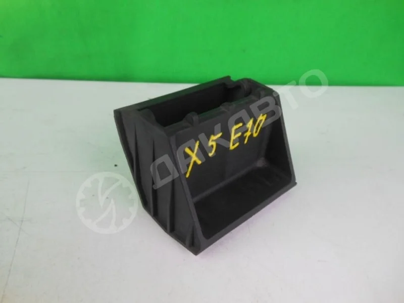 Кронштейн радиатора BMW X5 E70