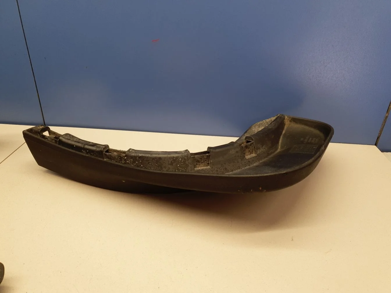 Брызговик задний левый для Volkswagen Touareg 2002-2010