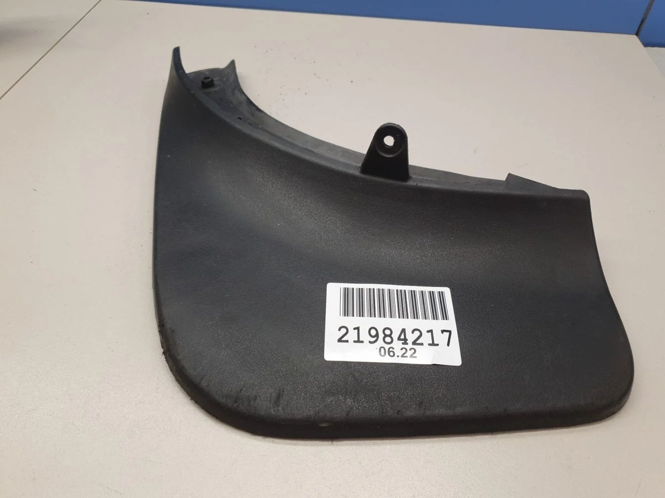 Брызговик задний левый для Volkswagen Touareg 2010-2018