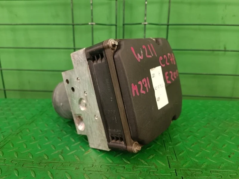 Блок abs Mercedes-Benz W211