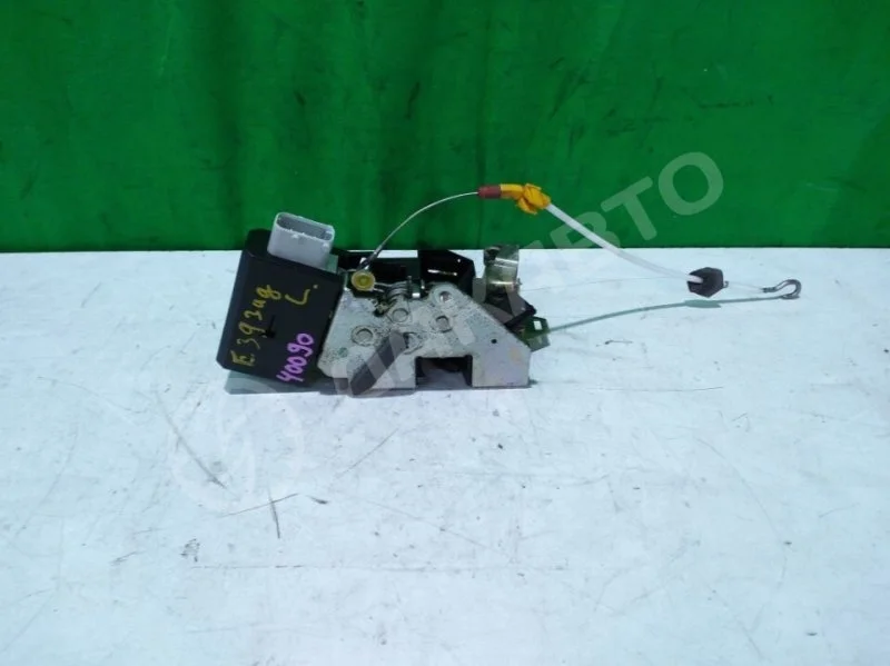 Замок двери BMW 5 E39