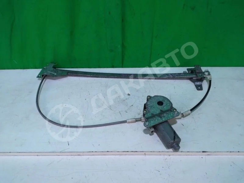 Стеклоподъемник Mercedes-Benz V W638