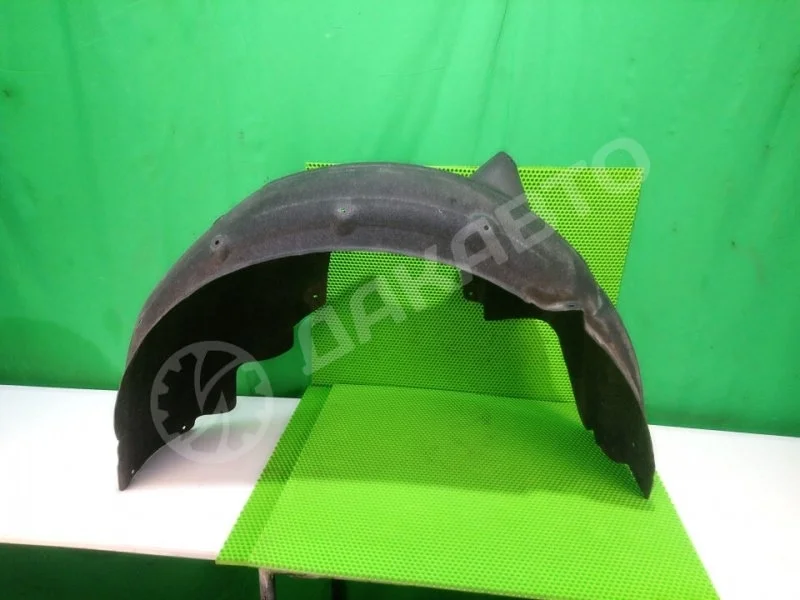 Подкрылок BMW 7 F01