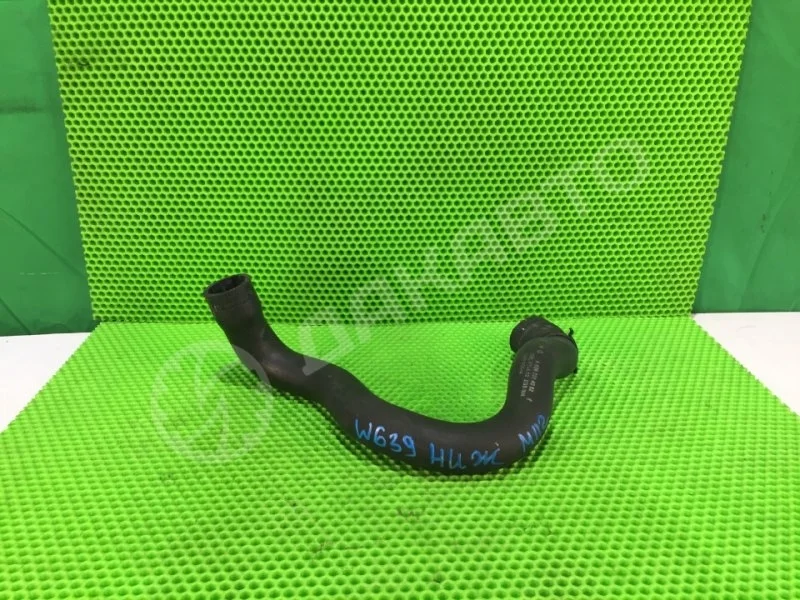 Патрубок радиатора Mercedes-Benz V W639