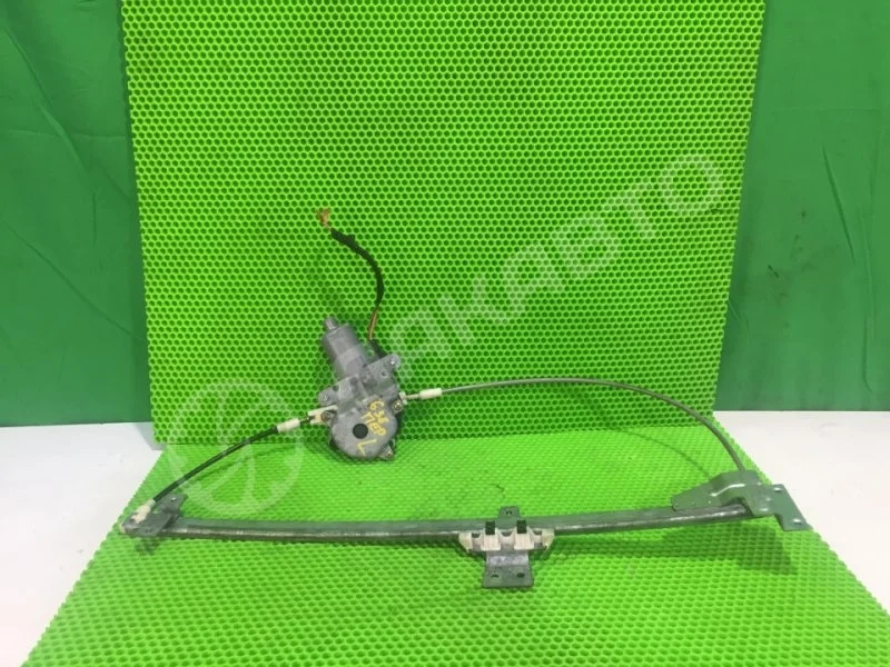 Стеклоподъемник Mercedes-Benz V W638