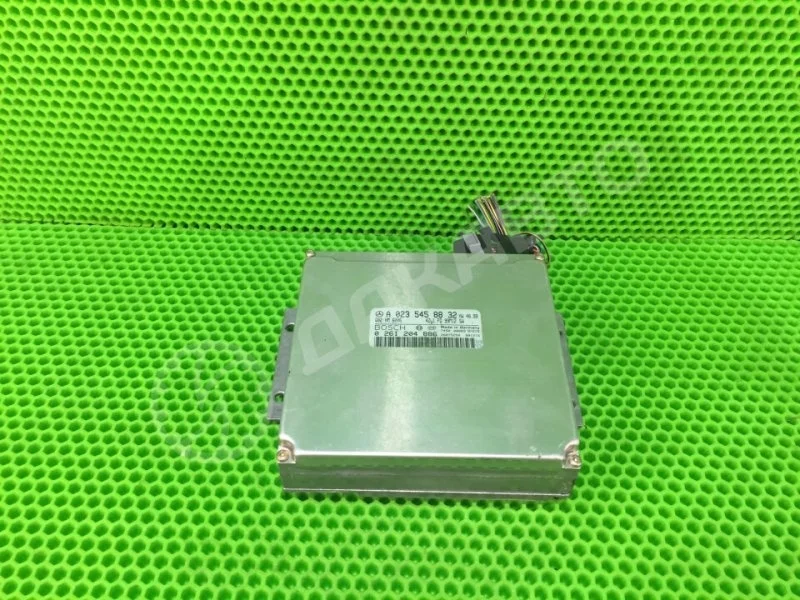 Блок управления двс Mercedes-Benz V W638