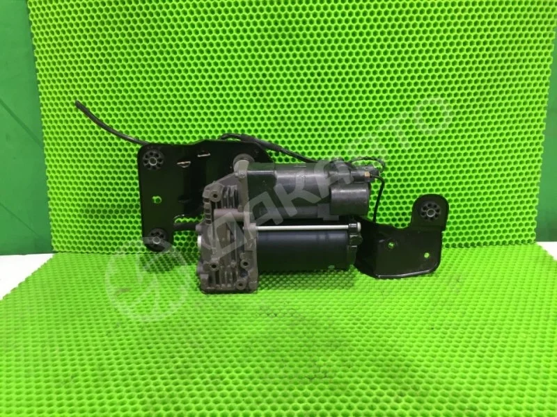 Компрессор пневмоподвески BMW X5 E70