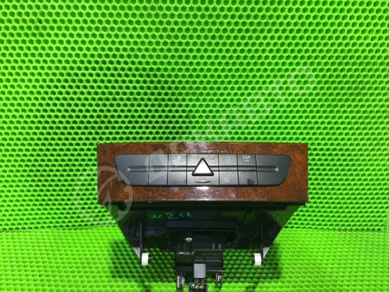 Cd-чейнджер Mercedes-Benz W211