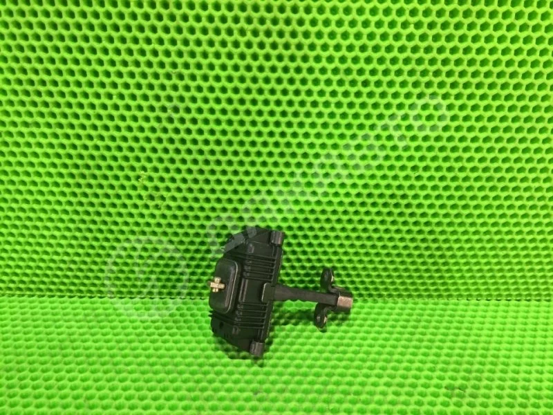 Ограничитель двери Mercedes-Benz V W639