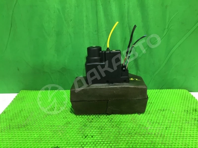 Компрессор центрального замка Mercedes-Benz W202