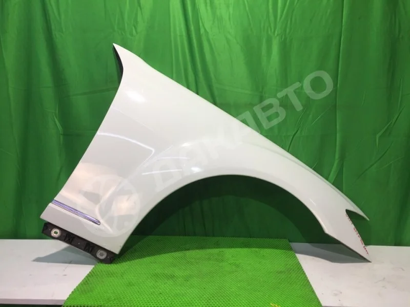 Крыло Mercedes-Benz W221