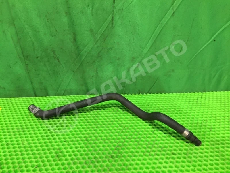 Патрубок системы охлаждения Mercedes-Benz W221