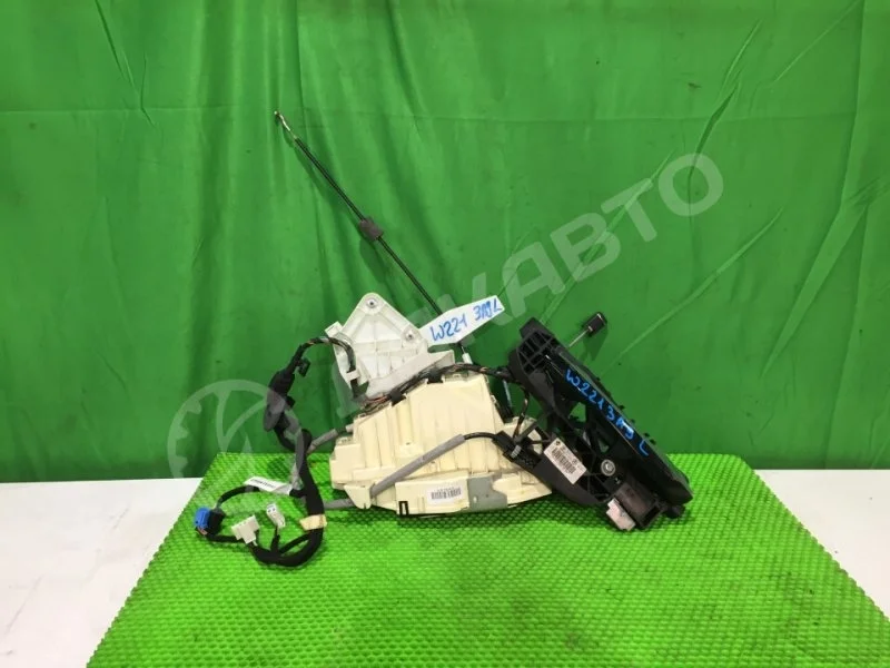 Замок двери Mercedes-Benz W221