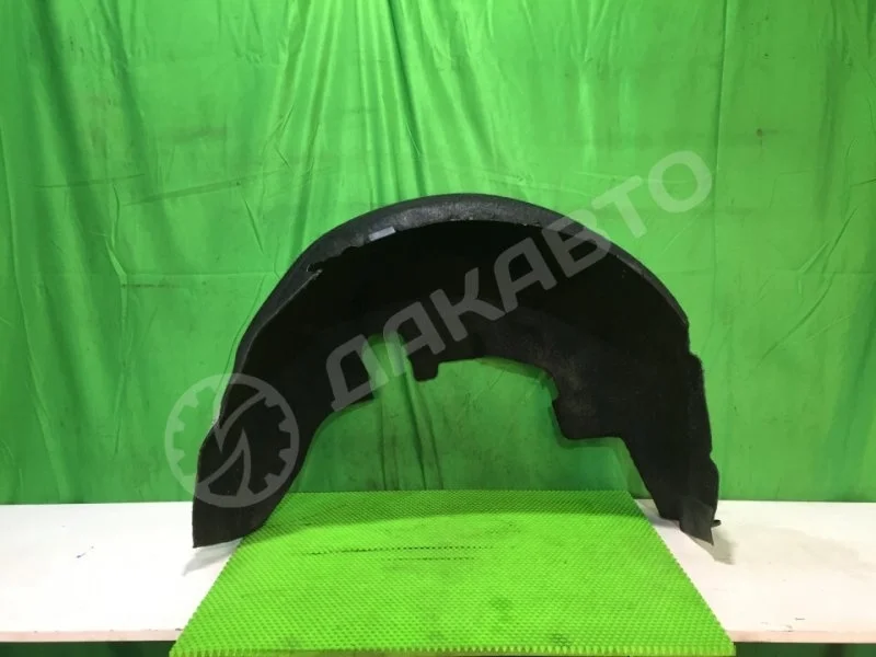 Подкрылок Mercedes-Benz W212