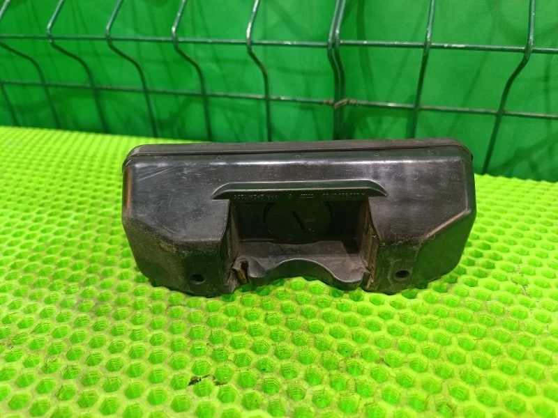 Упор домкрата Mercedes-Benz W204