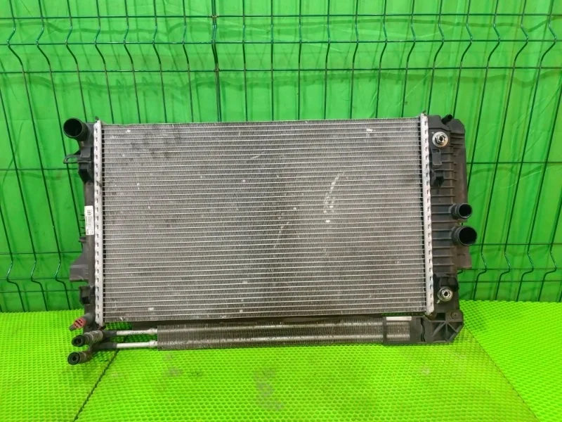 Радиатор охлаждения Mercedes-Benz VITO/VIANO 2010 W639