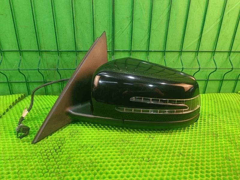 Зеркало электрическое Mercedes-Benz 2010 W204