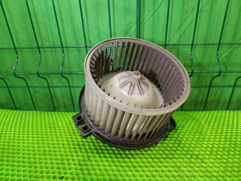 Моторчик отопителя Mercedes-Benz W163