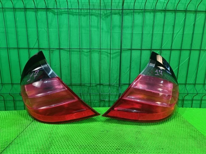 Фонари Mercedes-Benz 2003 W203