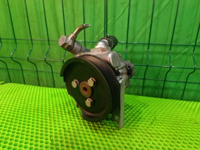 Насос гидроусилителя руля BMW 530 2003 E60