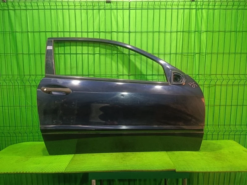 Дверь Mercedes-Benz 2003 W203